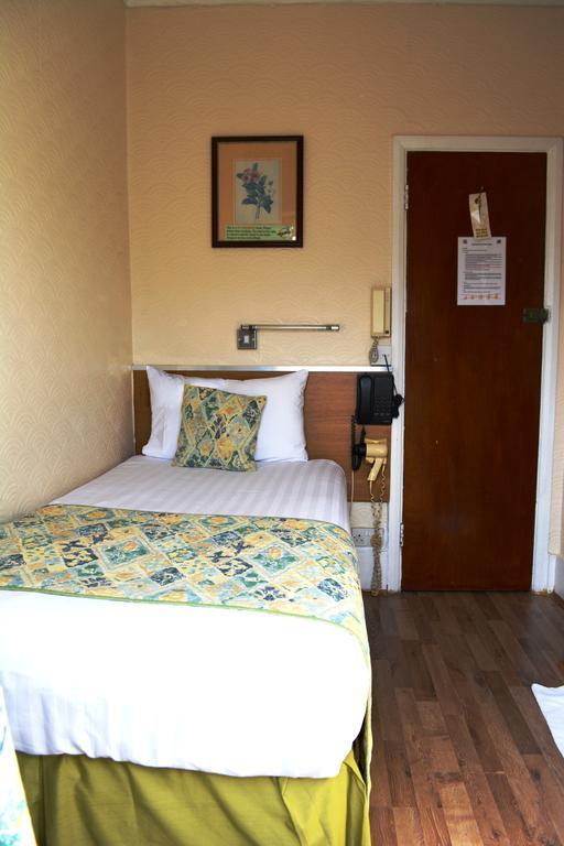 Falcon Hotel Лондон Номер фото