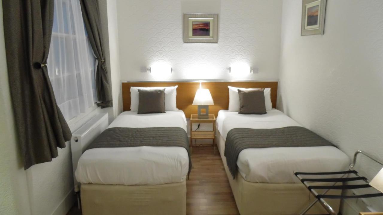 Falcon Hotel Лондон Екстер'єр фото
