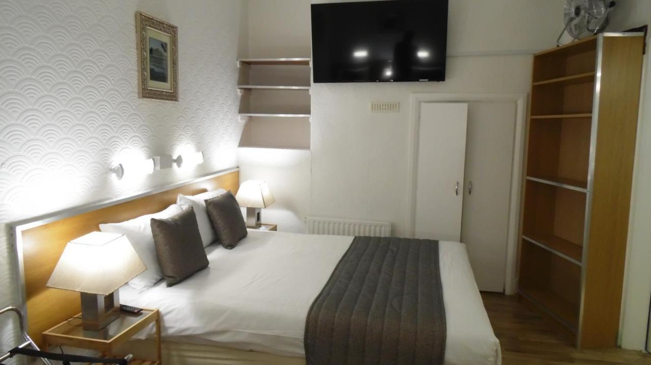Falcon Hotel Лондон Екстер'єр фото