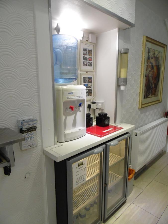 Falcon Hotel Лондон Екстер'єр фото