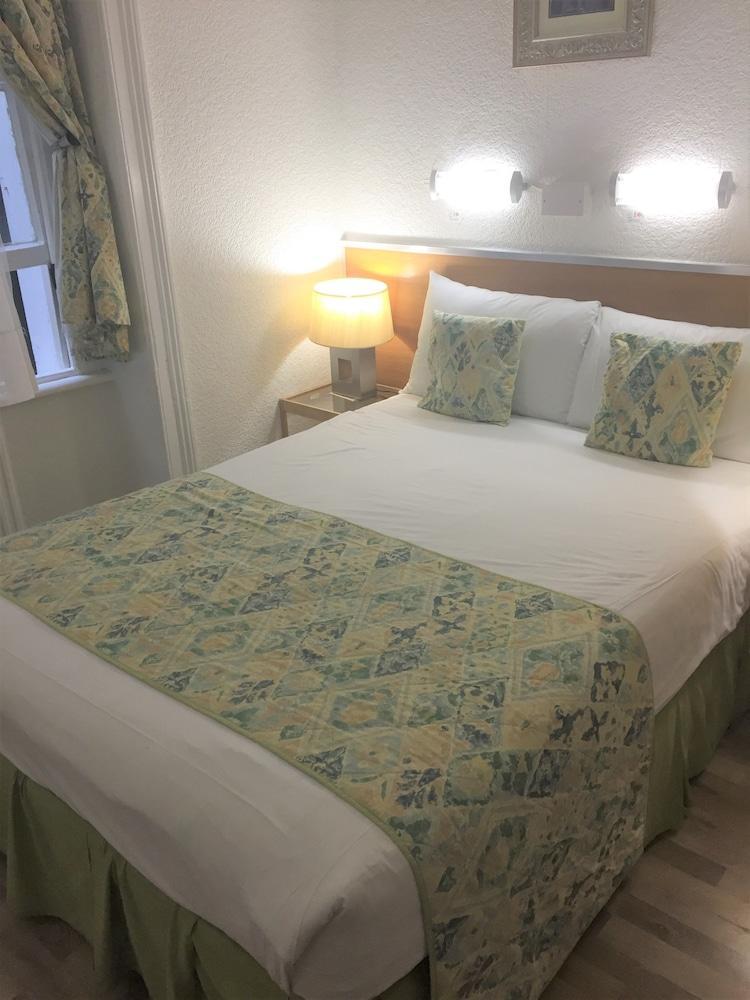 Falcon Hotel Лондон Екстер'єр фото