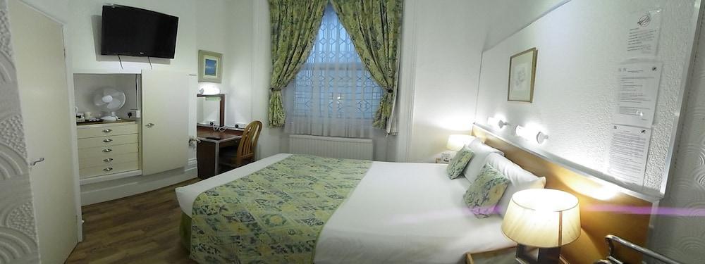 Falcon Hotel Лондон Екстер'єр фото